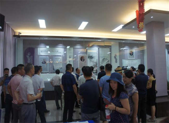 亿万28官网-追求健康,你我一起成长
