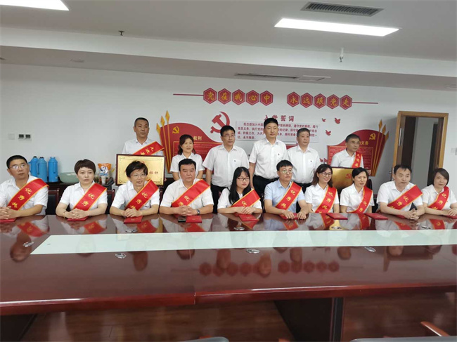 亿万28官网-追求健康,你我一起成长